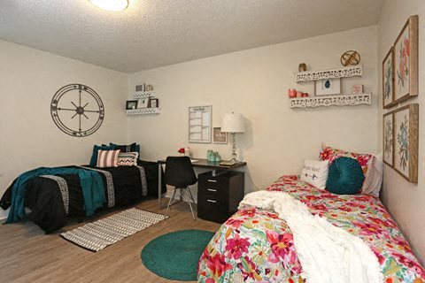 Gallery Photo 12